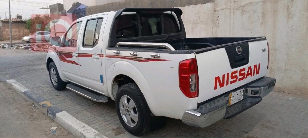 نيسان نافارا